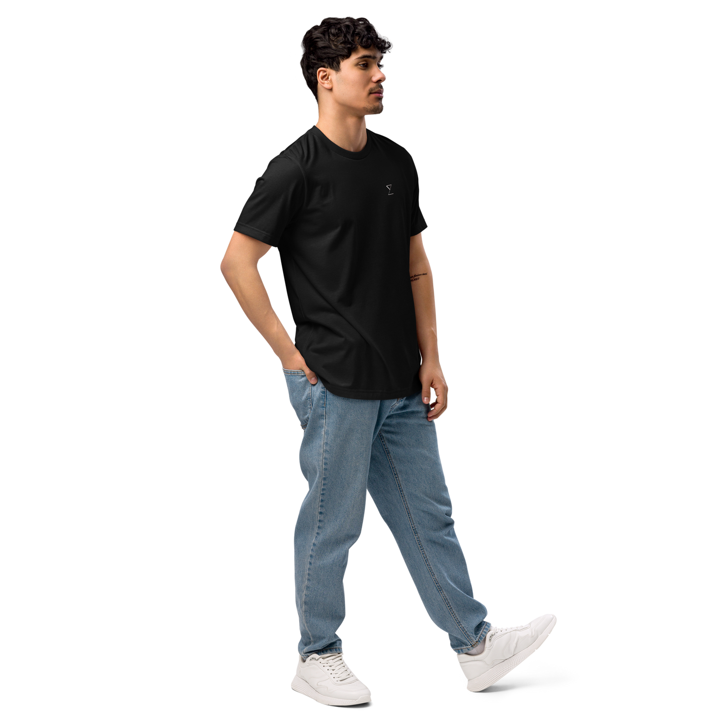 A Simply Fitted Tee