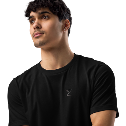 A Simply Fitted Tee